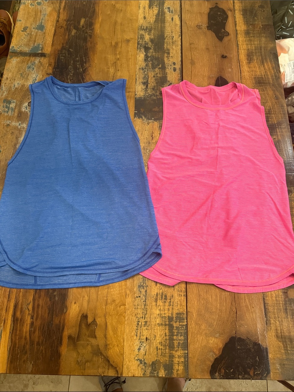 Lululemon Silverescent tank tops -LOT OF 2